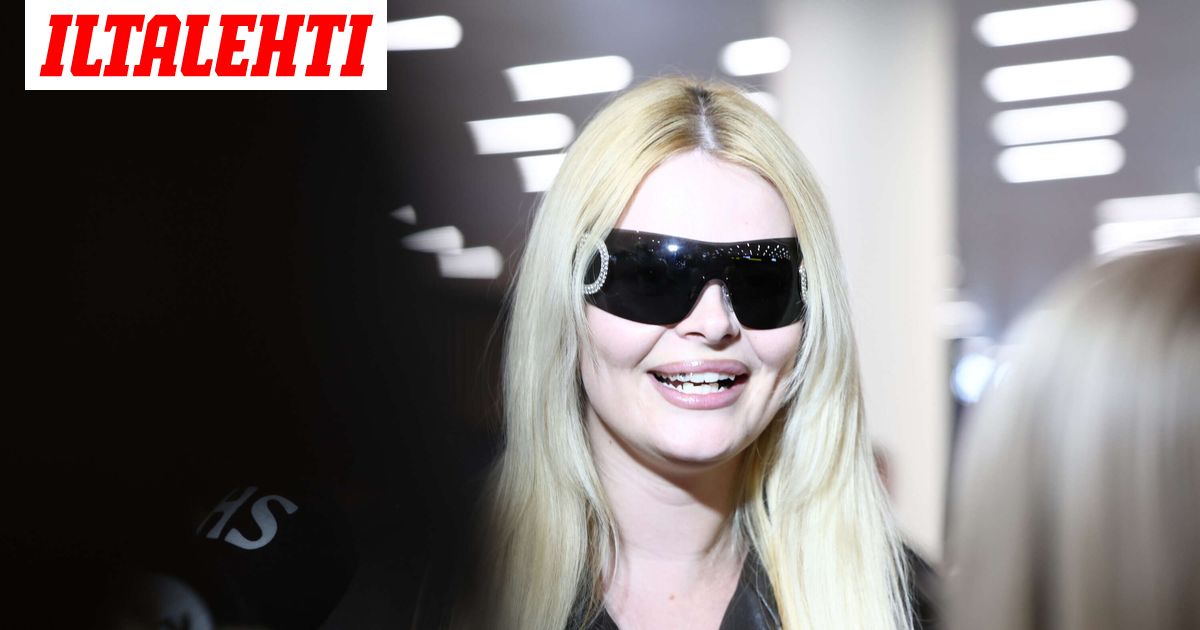 Erika Vikman sugiere en su carrera en una nueva dirección