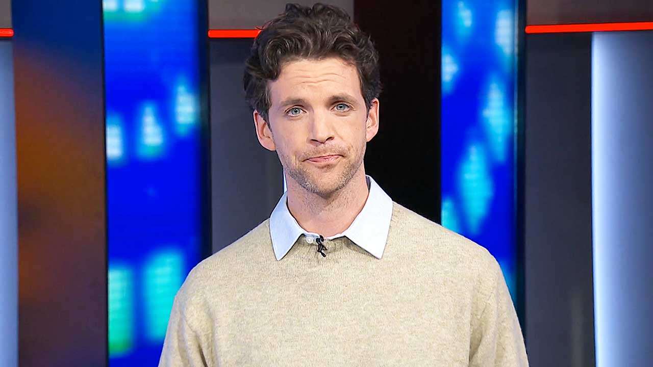 JeugdJournaal-Star Benjamin Kat tembló en un callejón? "¡Decir!"