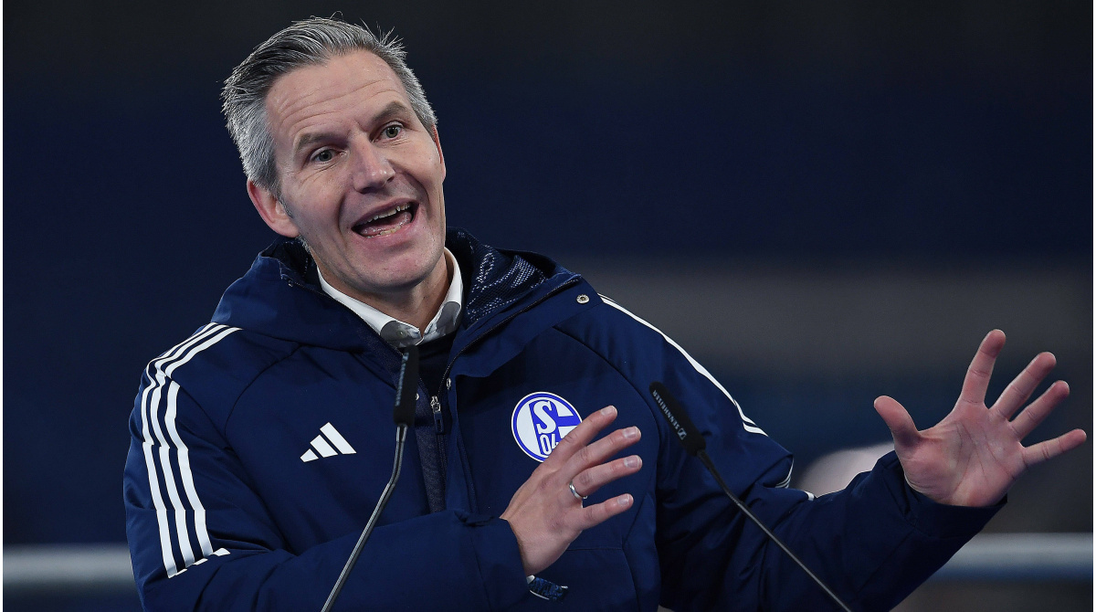El jefe de Schalke, Axel Hefer, exige un nuevo comienzo: