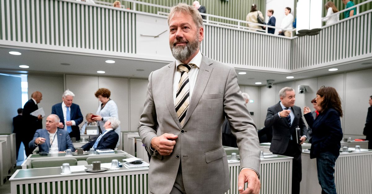 First Spin -Off en la fracción del Senado BBB: Eric