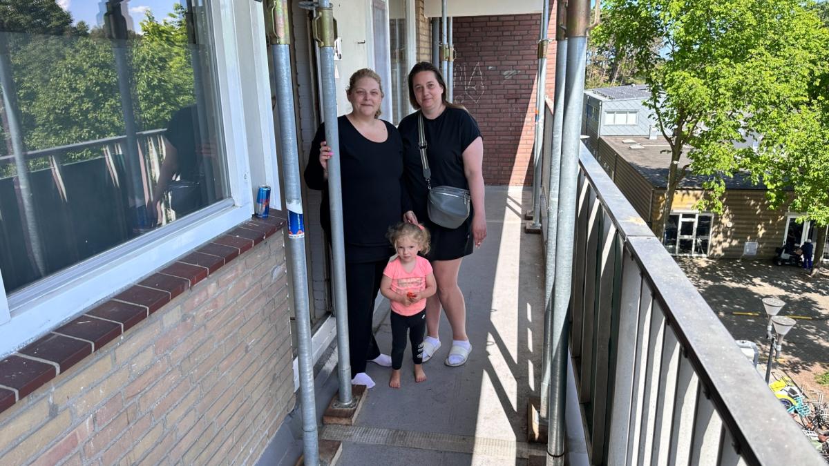 Residentes planos Zandvoort enojado: asbesto, podredumbre de concreto y aumento