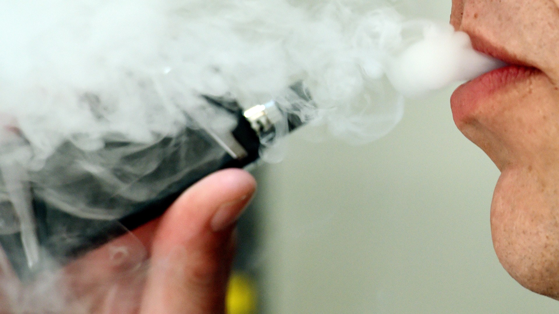 La advertencia después del vapeo que se encuentra "más adictivo"