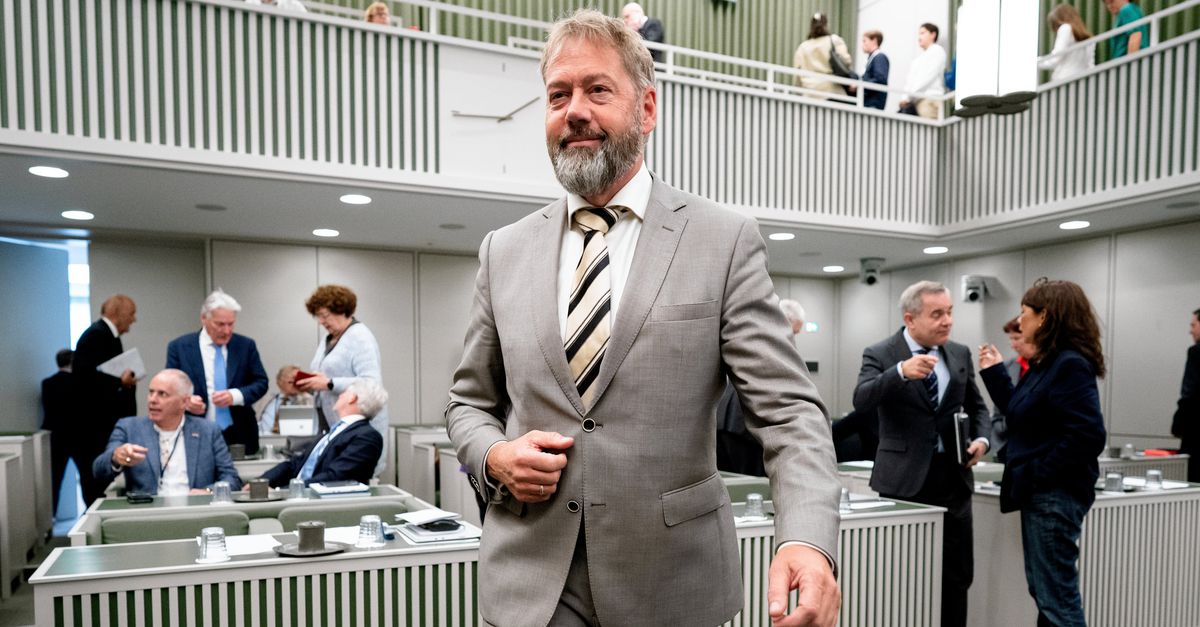El senador de BBB Kempan sorprendió la fracción con la