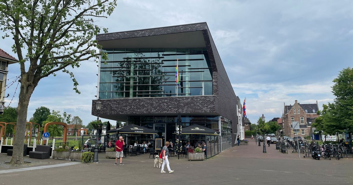 Municipio de Coevorden habla en contra de la guerra en