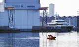 El astillero Vlissingen de Amels, que forma parte de los astilleros de Damen.