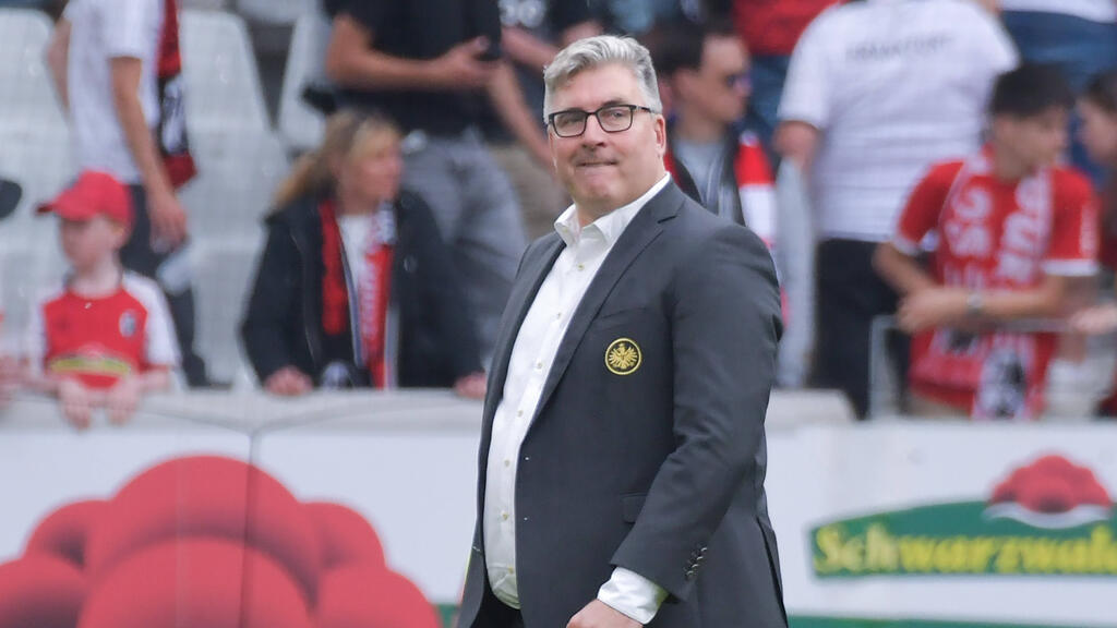 El jefe de Eintracht sueña con el próximo "Camp-Nou Takeover"