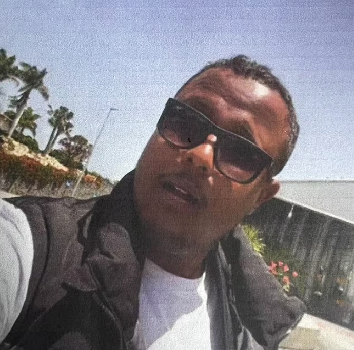 Foto de Ayub Abdul, que alquiló un Airbnb a un adolescente desaparecido.
