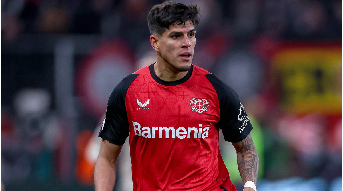 Bayer Leverkusen: el consultor de Hincapié calienta rumores