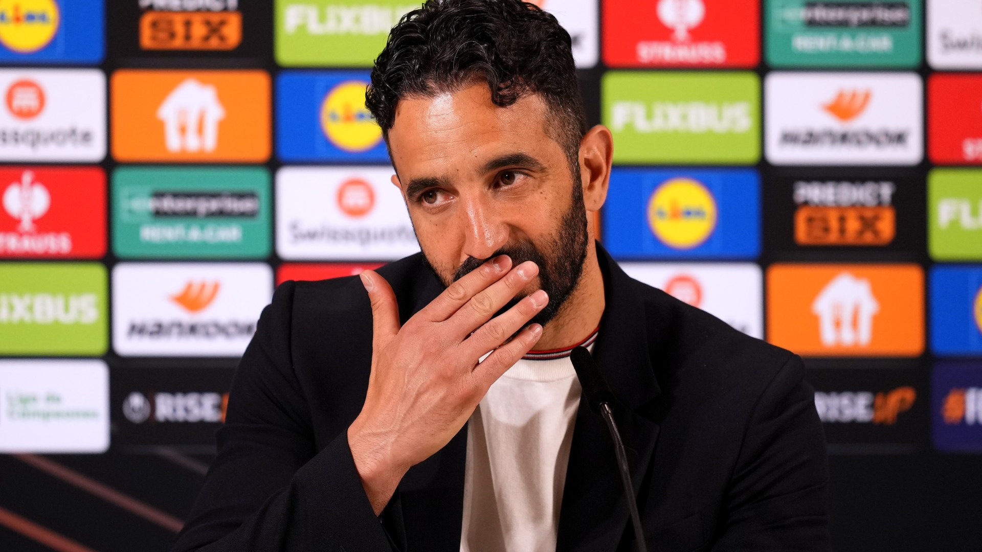 Ruben Amorim se ofrece a dejar a Man Utd 'sin