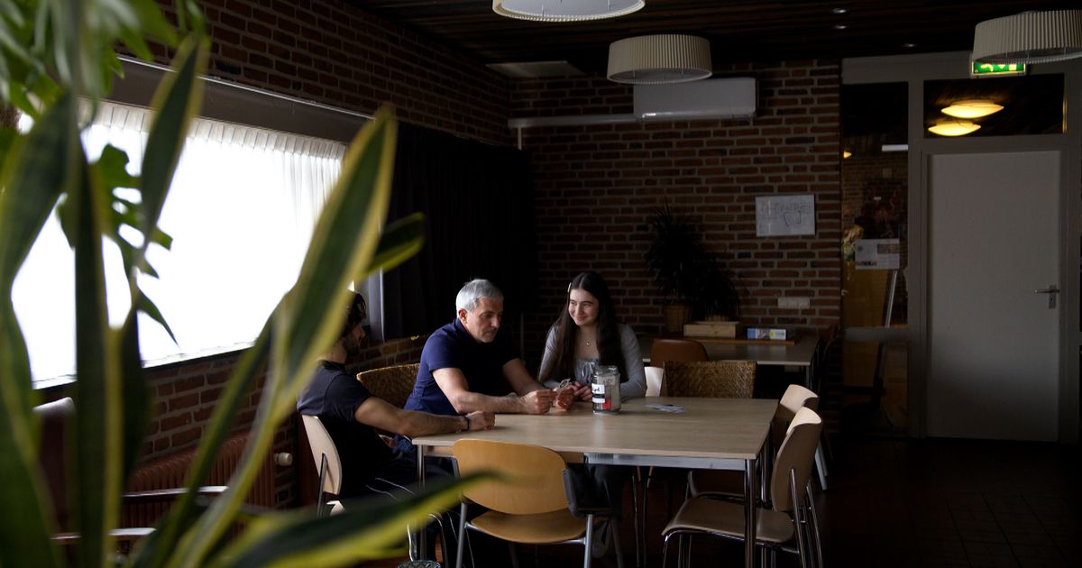Familia de Emmen durante medio año en Kerkasiel