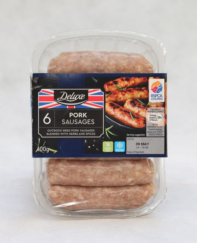 Paquete de seis salchichas de cerdo Lidl Deluxe.