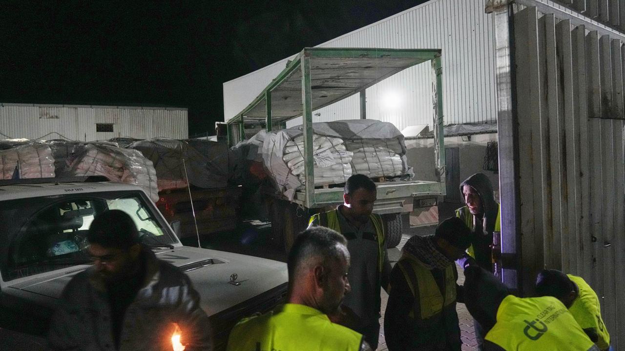 Más suministros de alivio llegaron a Gaza