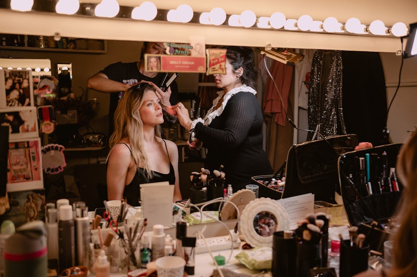 Molly Griggs preparándose para 'John Proctor es el villano'.