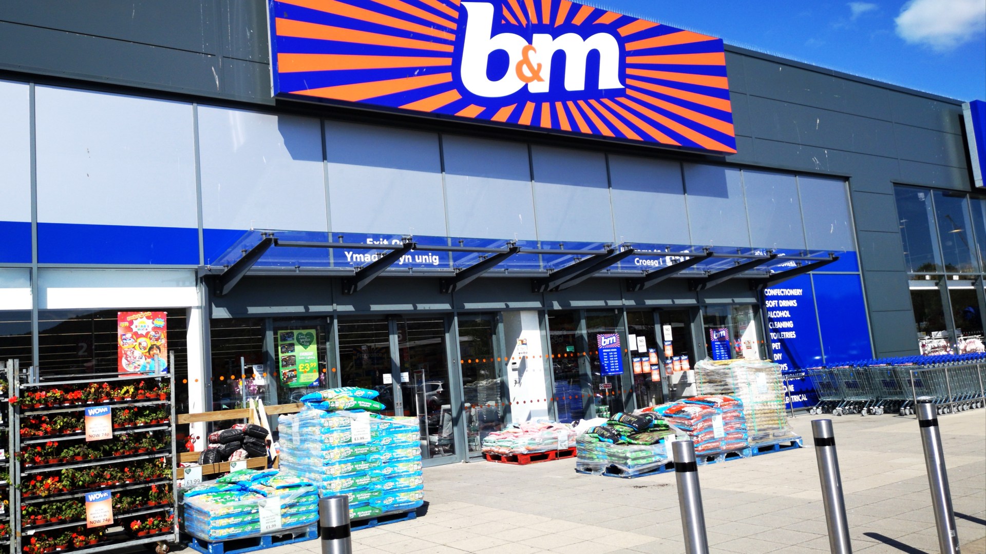 B&M Shoppers spot All New Cadbury Bar en los estantes