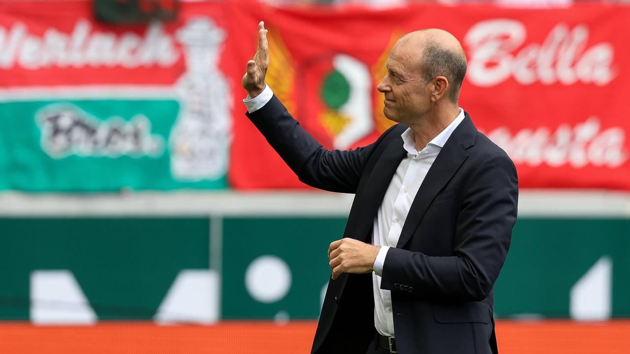 Bang en Augsburg: entrenador y director deportivo WEG