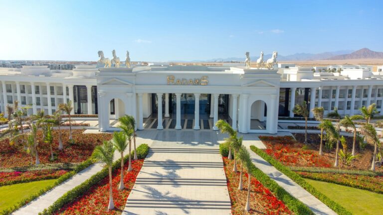 Luxury Rixos Radamis Hotel es el escape romántico perfecto para