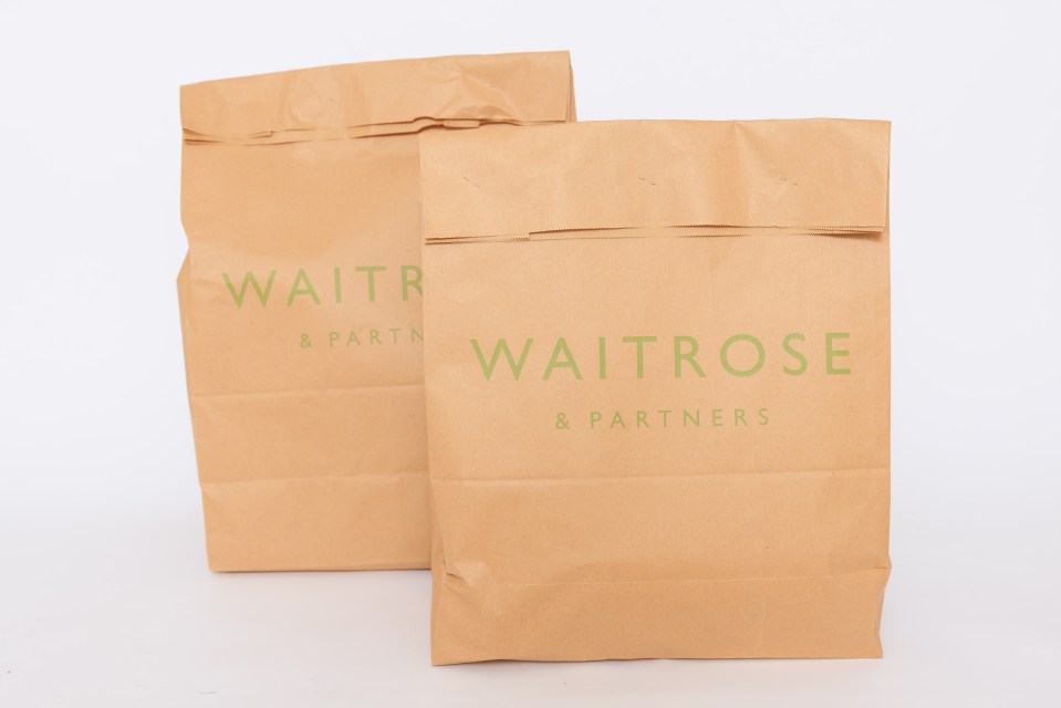 Dos bolsas de papel de Waitrose & Partners.