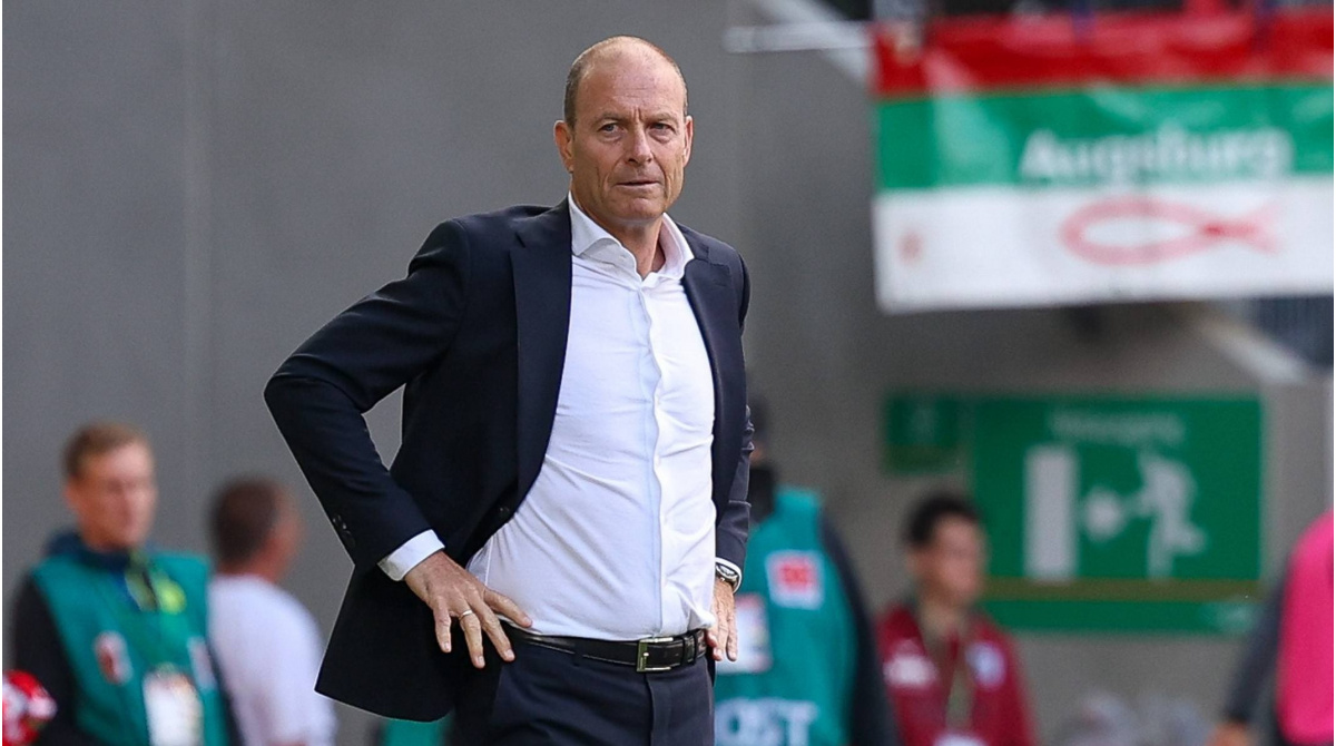FC Augsburg se separa del entrenador Thorup y el director