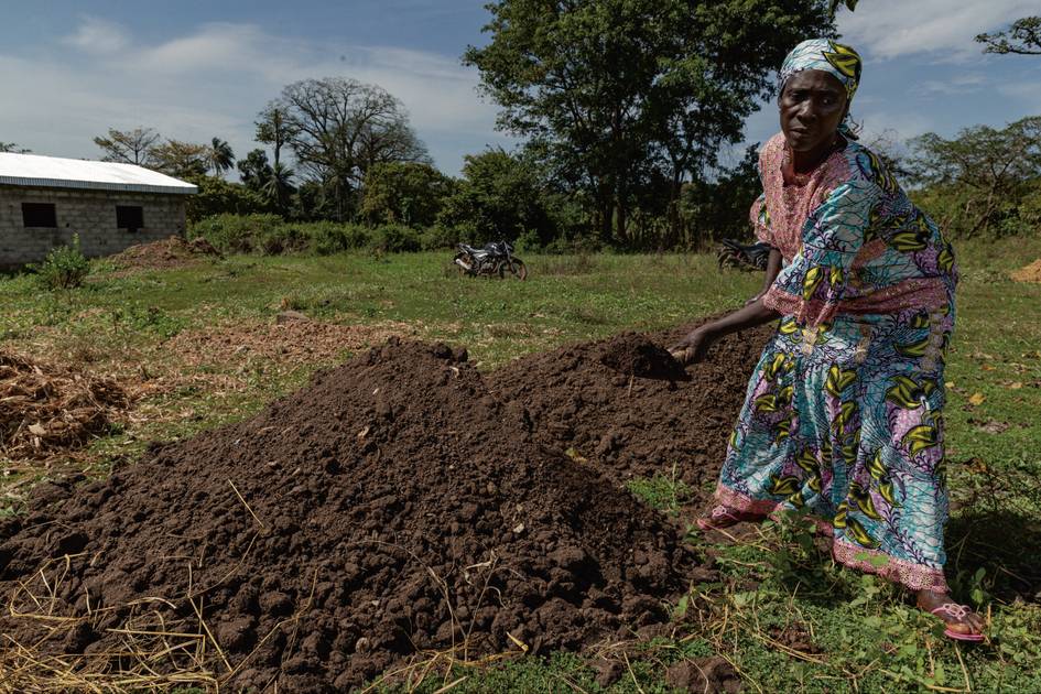Ayuda por la Fundación Comercial concluye un proyecto de 2,8