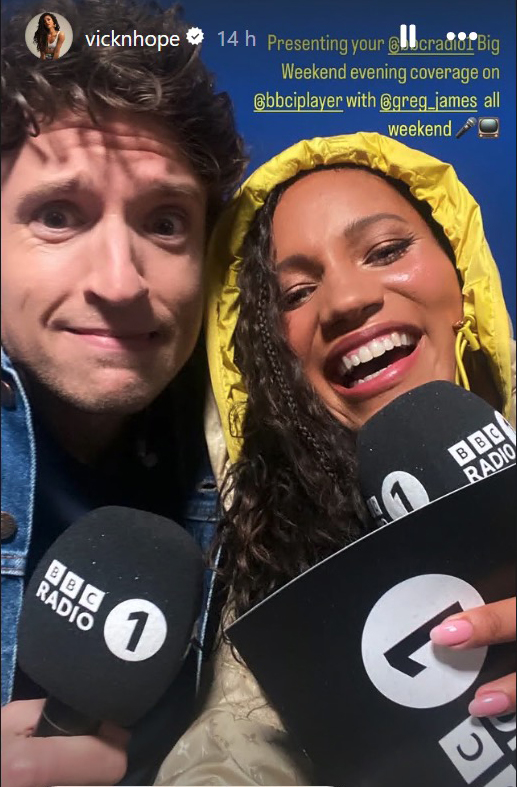 Vick Hope y Greg James en el gran fin de semana de la BBC Radio 1.