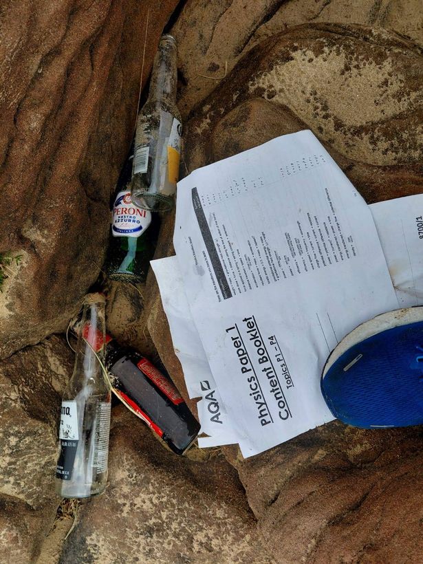 La basura en Red Rocks en Hoylake
