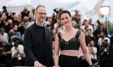 El director Joachim Trier y la actriz Renate Reinsve durante un momento de prensa en el Festival de Cine de Cannes. Foto Sarah Meyssonnier 