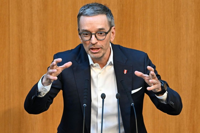 Herbert Kickl, líder del FPö de extrema derecha