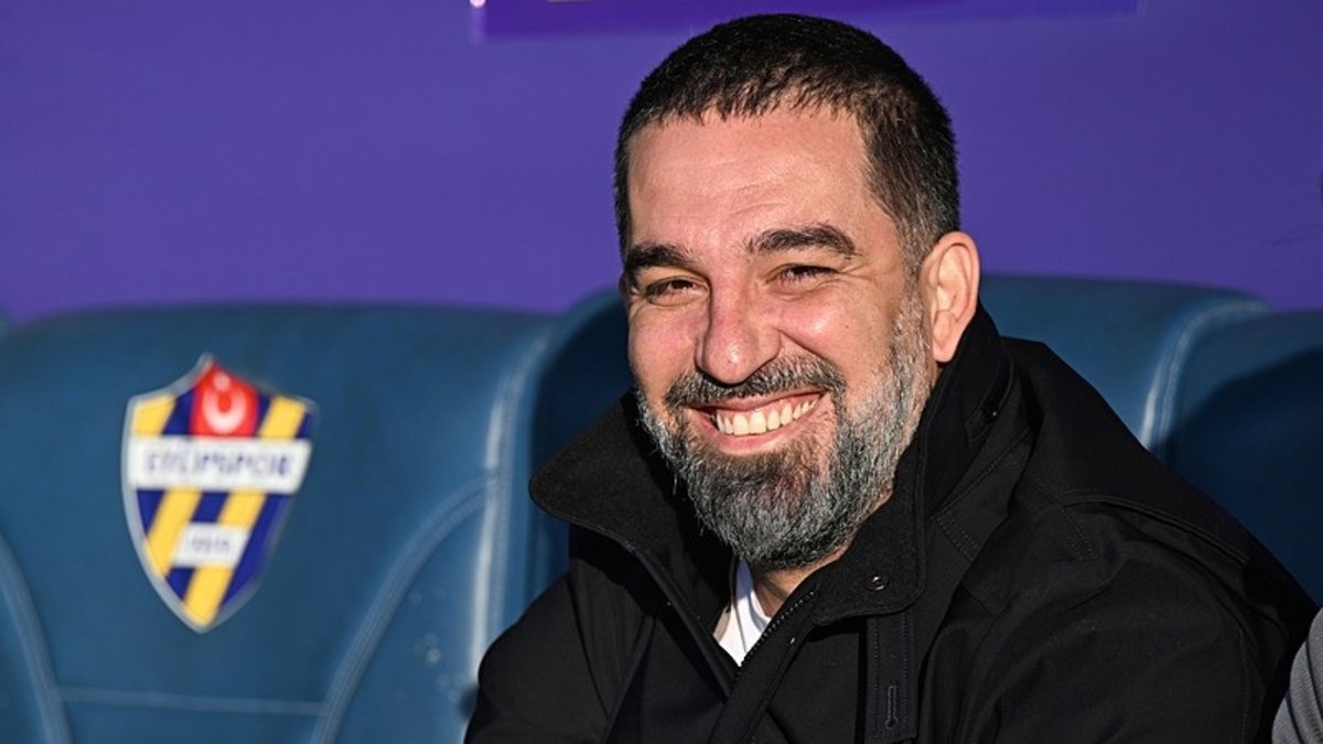 ¡Arda Turan está en el escenario europeo! Aquí está la