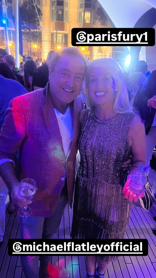 Tyson Fury y su esposa París en un evento con Michael Flatley.