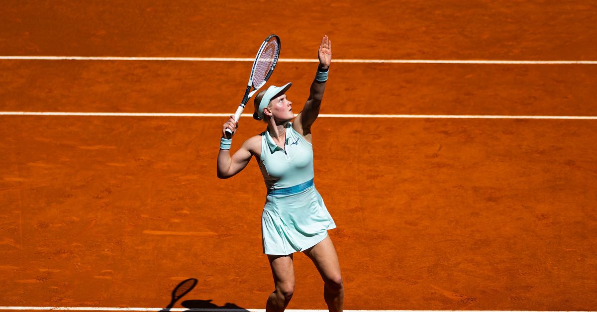 La estrella de tenis Suzan Lamens se siente mejor en