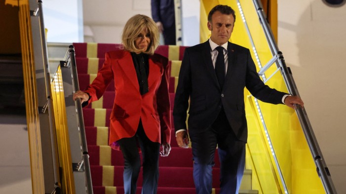Emmanuel Macron promociona a Francia como socio 'confiable' para el