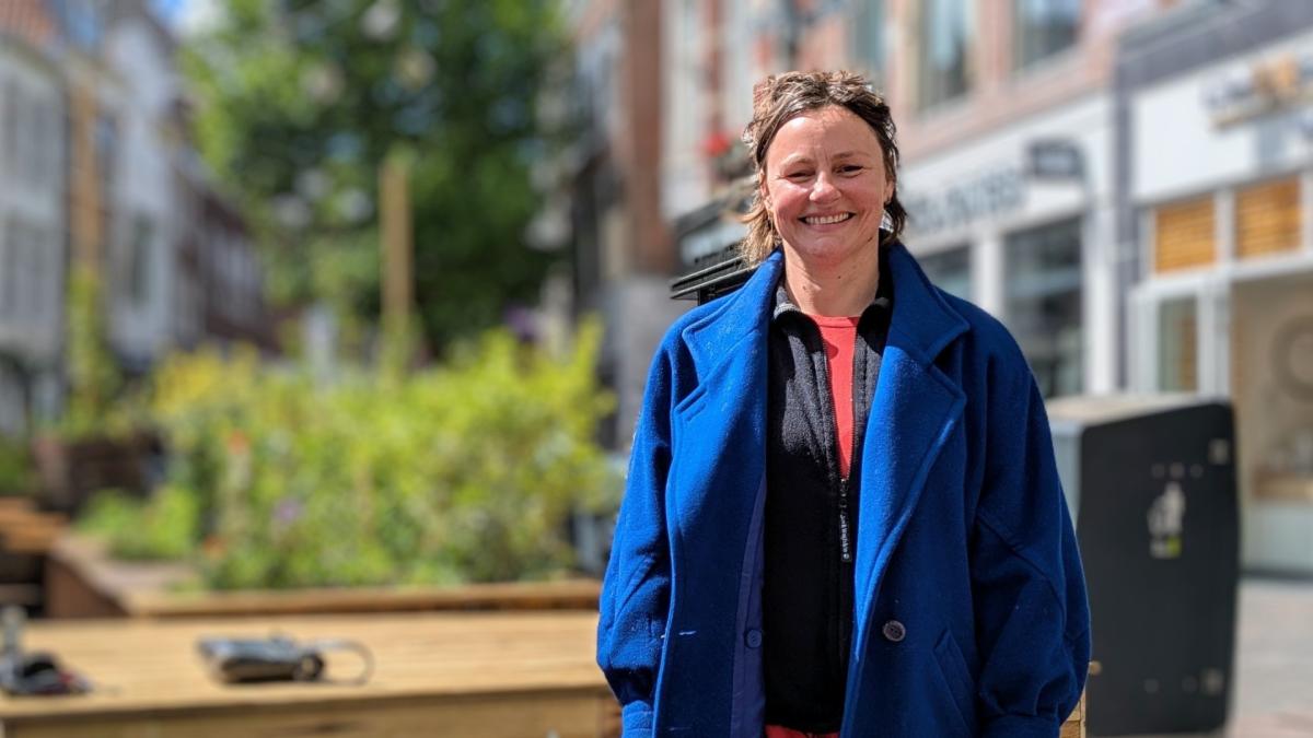 Haarlemmer Jorinde diseñó una terraza en el centro de la