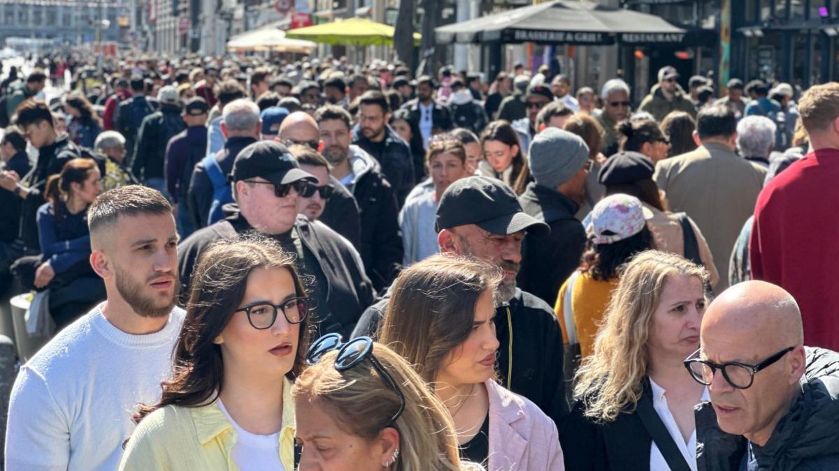 Amsterdammers van a juzgar por límite turístico