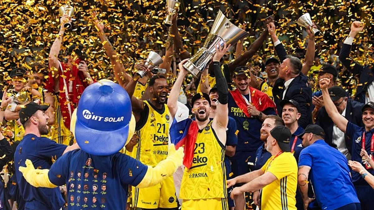 ¡Compartir por campeonato de Fenerbahçe Beko!