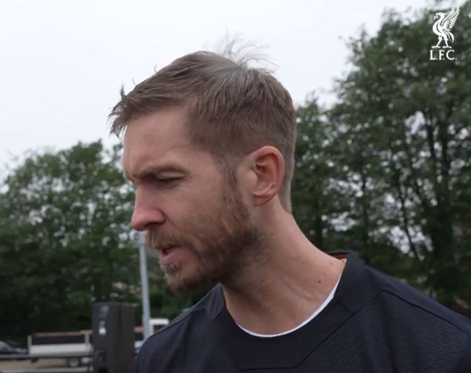 Calvin Harris en el Desfile del Liverpool FC.