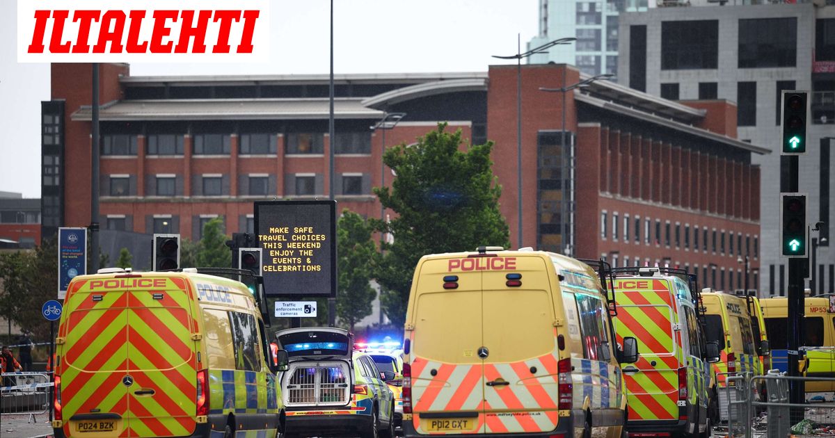 Así era el Liverpool cuando el auto se había estrellado