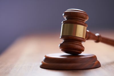 A pesar de la escasez de personal, los fiscales están