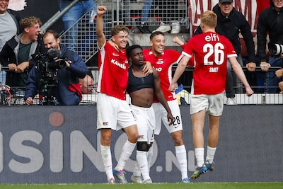 AZ completa el regreso contra FC Twente en Extremis y