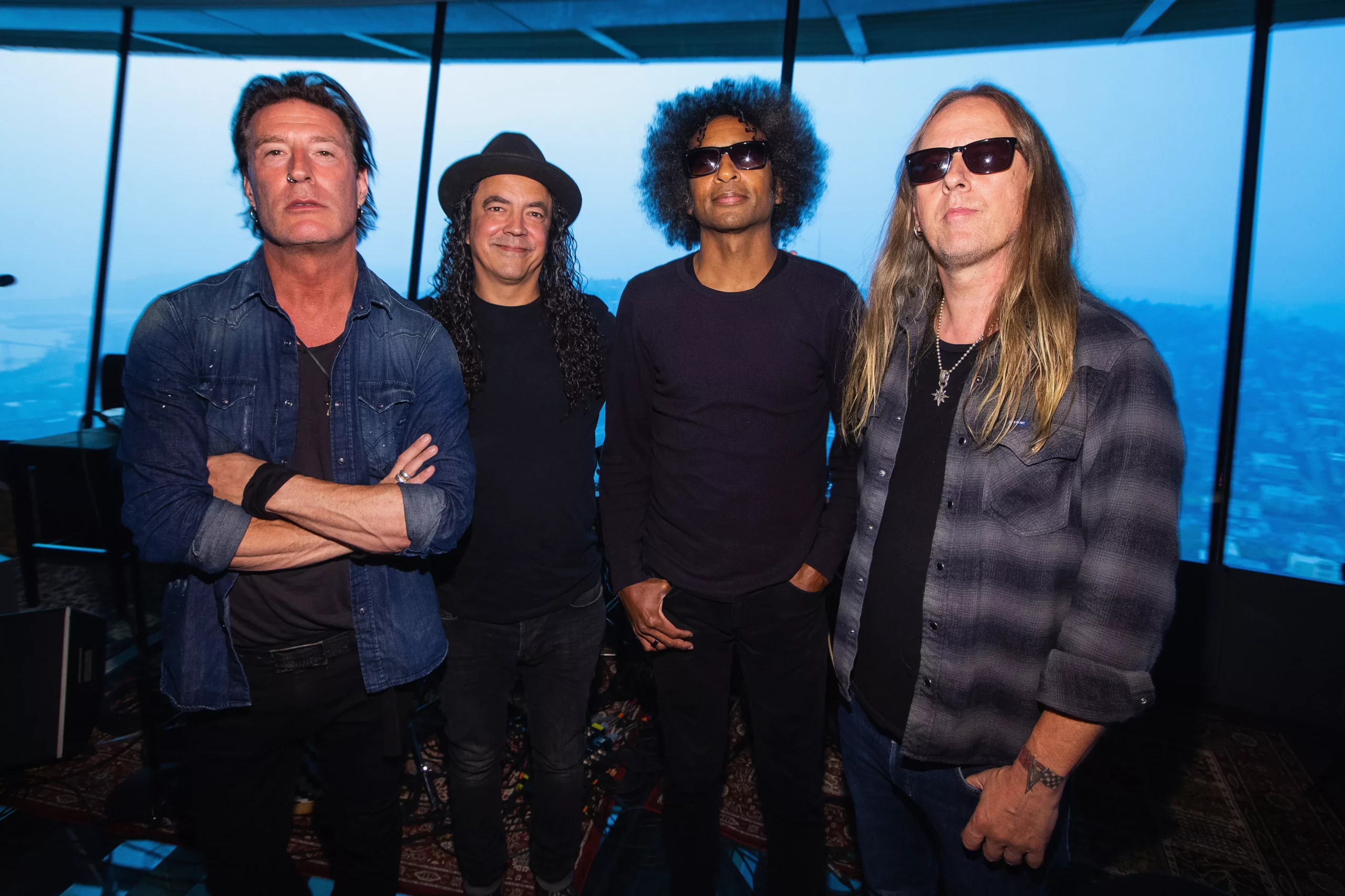 Alice in Chains: Drummer Reports to Concert Declary