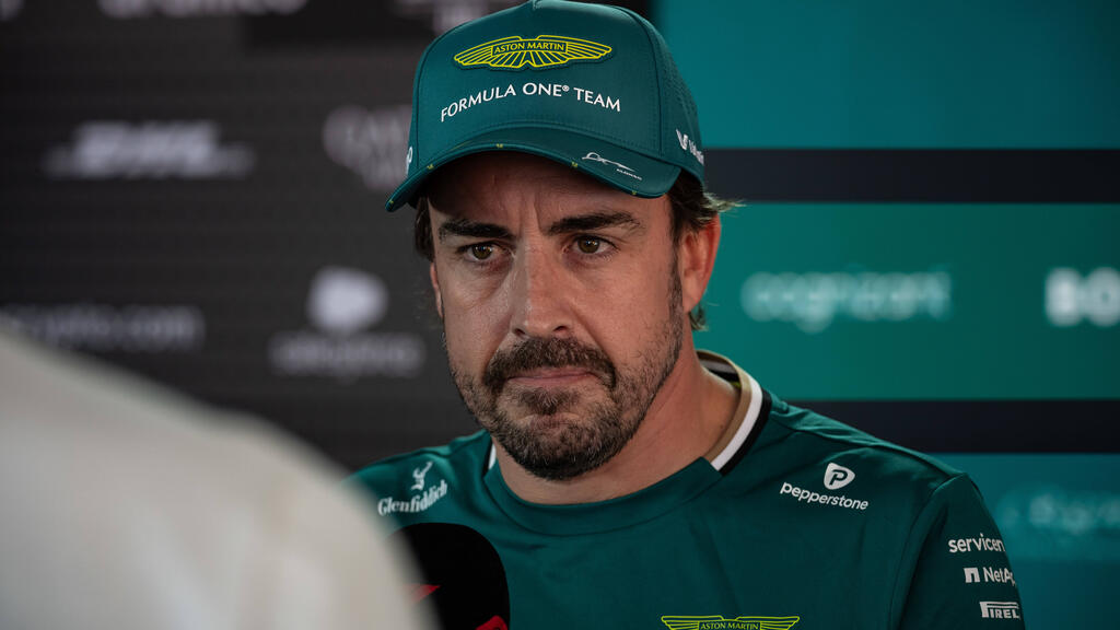 Alonso en Aston Martin mucho más paciente