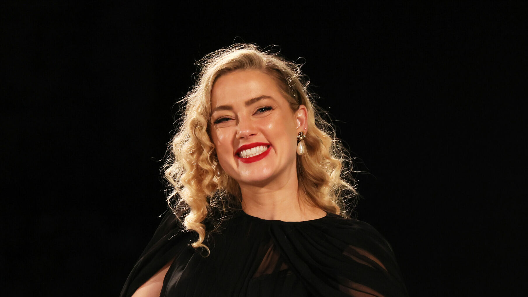 Amber Heard anuncia el nacimiento de los gemelos