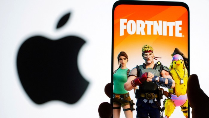 Apple se refirió al fiscal penal para la orden de