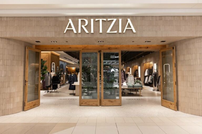 Aritzia tiene un fuerte crecimiento de ventas y ganancias en