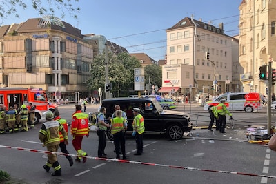 Automovilista que se encontró con personas en Stuttgart liberado