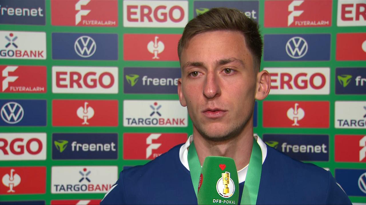 Bielefeld's Wörl - "Todo lo que queda en la plaza"