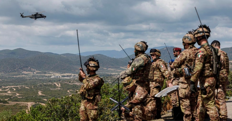 Bill on Military Polygons: Decide el personal de defensa pero