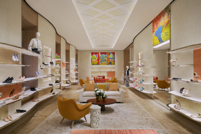 Bulgari, Tiffany & Co., Louis Vuitton, Hermès, son solo algunas