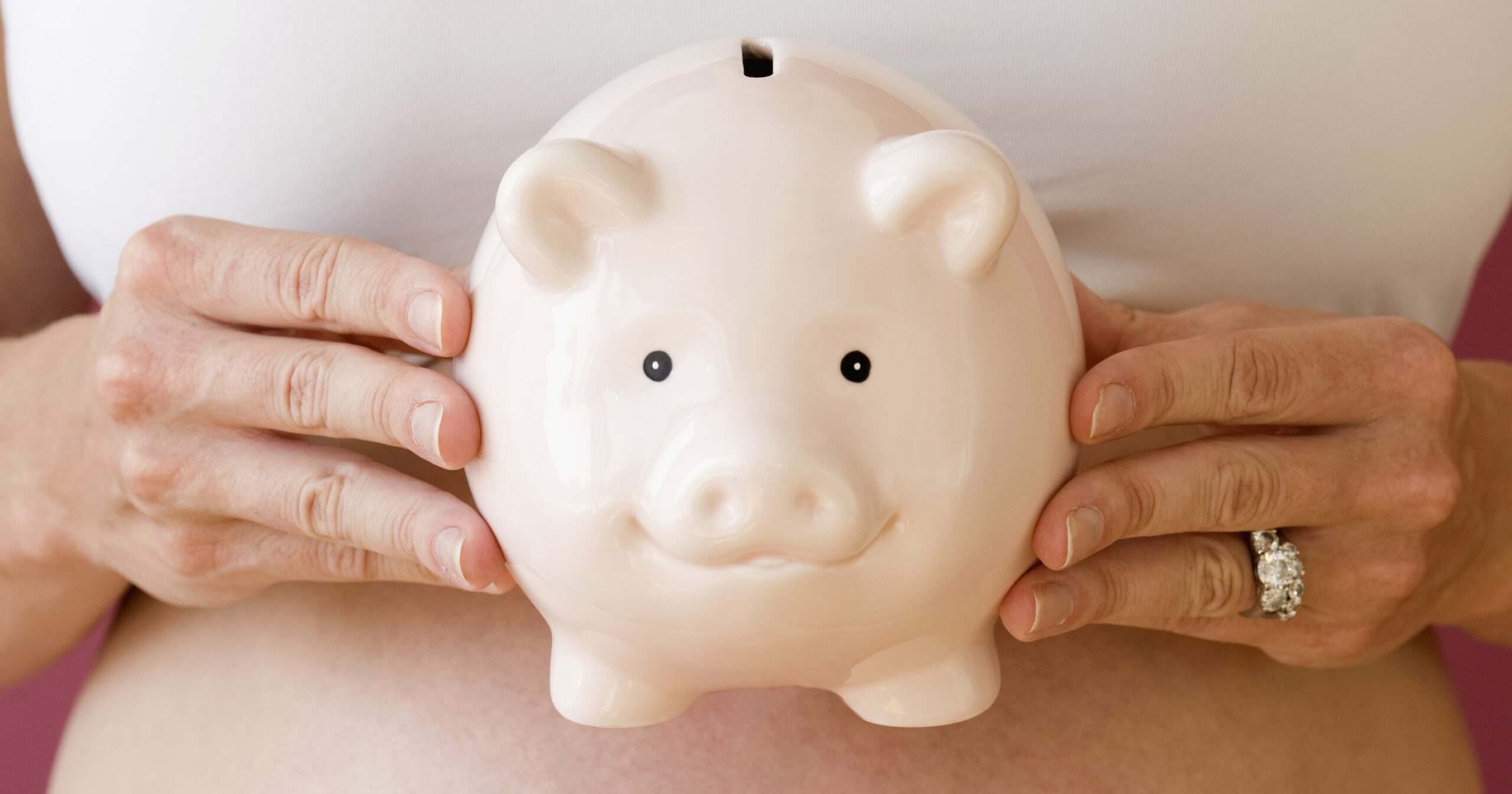 Cómo 8 madres funcionan con el pago de la maternidad