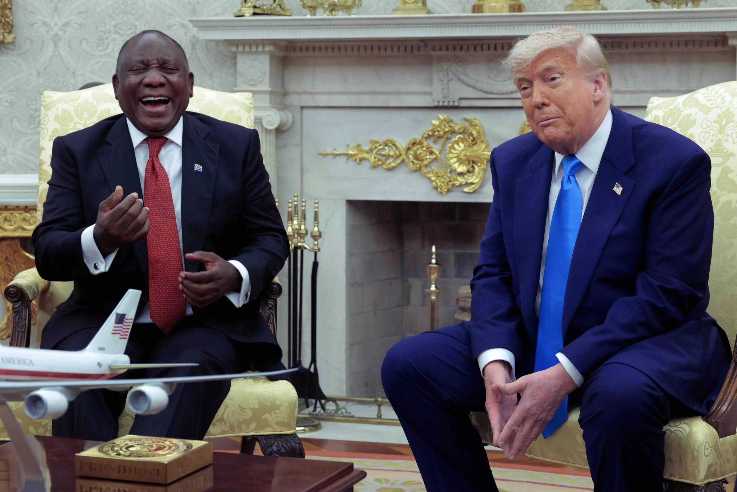 Cyril Ramaphosa critica a Trump: "Lamento no poder proporcionarle un
