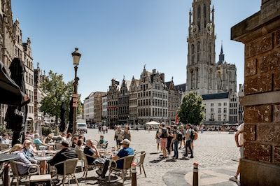 De nuevo día soleado y cálido con más nubes de